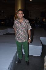 Parvez Damania at the launch of Signature Collection of Earth 21 in Kurla Phoenix on 26th April 2014